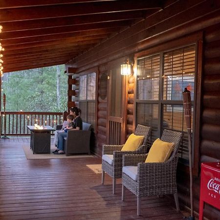 Three Dog Night - Pet-Friendly Cabin With Hot Tub Villa Blue Ridge Exterior foto